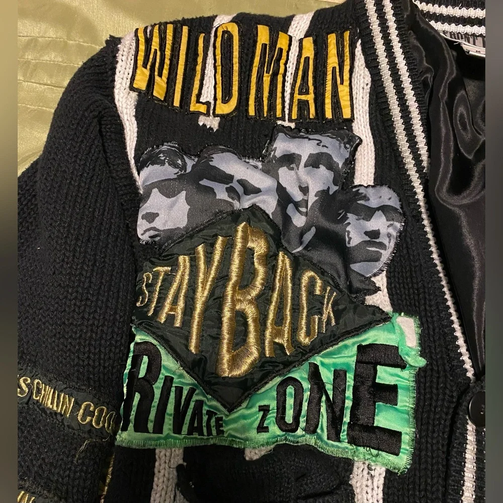 Men's Rare! Vintage Punk/New Wave Black Graphic Button Down Sweater Medium size